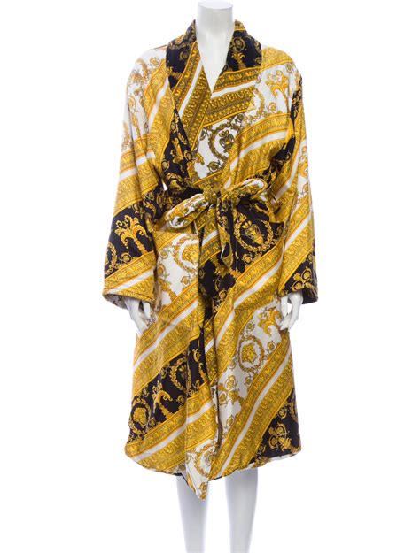 are versace robes real.